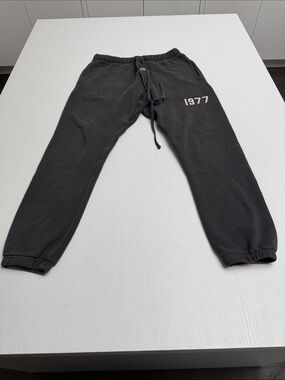 Fear of god Essentials Black 1977 Sweatpants